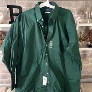 IZOD Men’s Button Up. New with Tags.